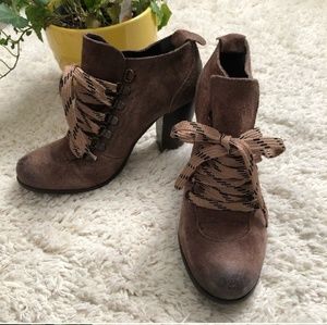 BOUTIQUE 9 Demarko Brown Booties Sz 7.5NWOT!